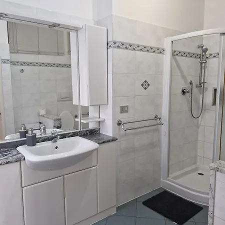 Casa Crema Con Vista Mare * ג'נובה