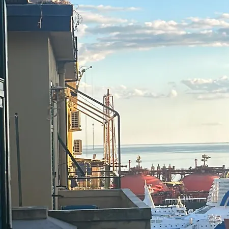 Casa Crema Con Vista Mare *